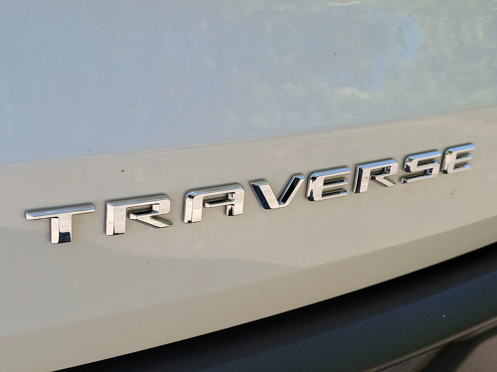 2025 Chevrolet Traverse LT photo 11