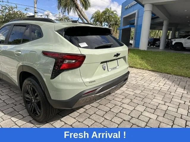2025 Chevrolet Trax ACTIV photo 12