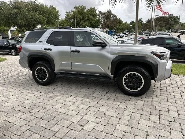 2025 Toyota 4Runner SR5 photo 15
