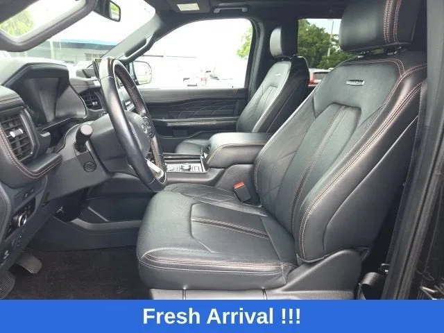 2023 Ford Expedition Platinum photo 9