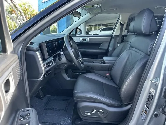 2025 Hyundai Santa Fe SEL photo 30
