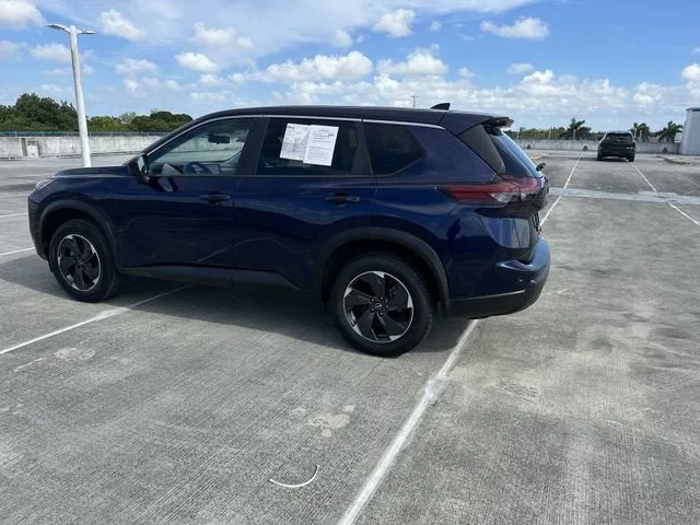 2024 Nissan Rogue SV photo 33