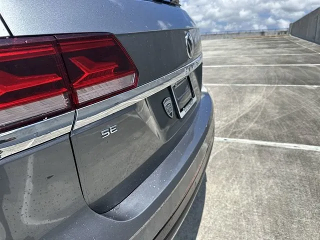 2022 Volkswagen Atlas 2.0T SE w/Technology photo 12