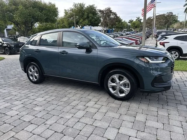 2024 Honda HR-V LX photo 15