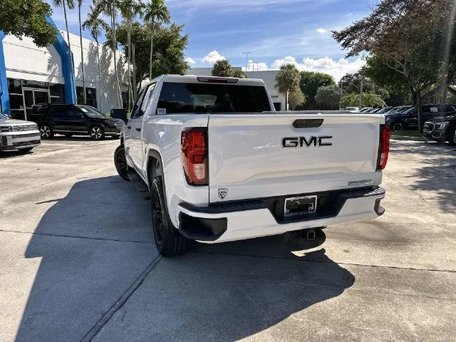 2024 GMC Sierra 1500 Elevation photo 12