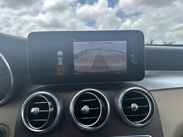 2022 Mercedes-Benz GLC GLC 300 photo 24
