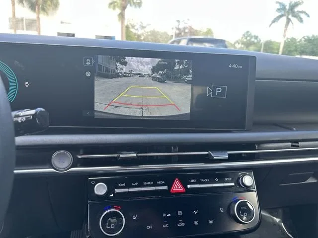 2025 Hyundai Santa Cruz SEL photo 24