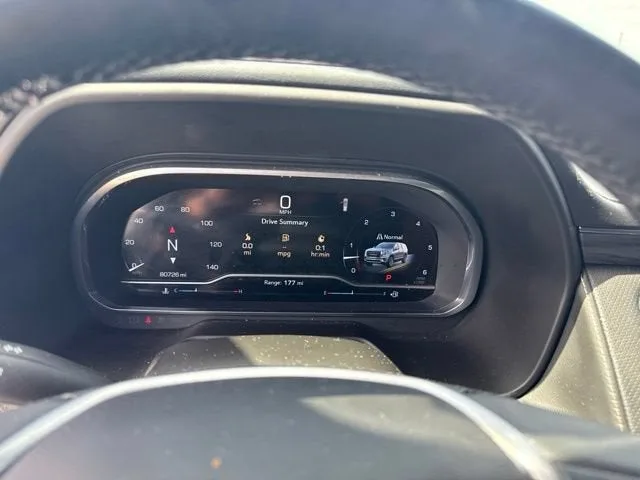 2023 GMC Yukon XL SLT photo 6