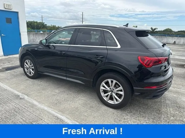 2025 Audi Q3 S line Premium photo 18
