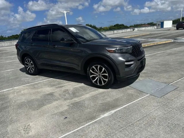 2020 Ford Explorer ST photo 16