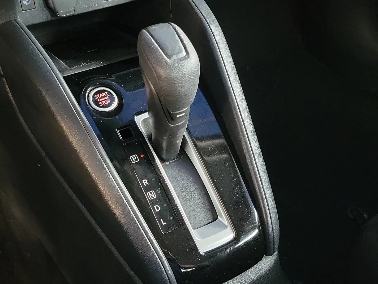 2024 Nissan Versa SV photo 18