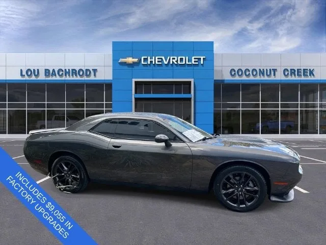 2022 Dodge Challenger GT photo 9