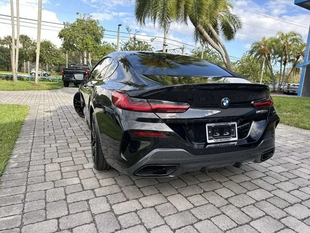 2024 BMW 8 Series M850i photo 12