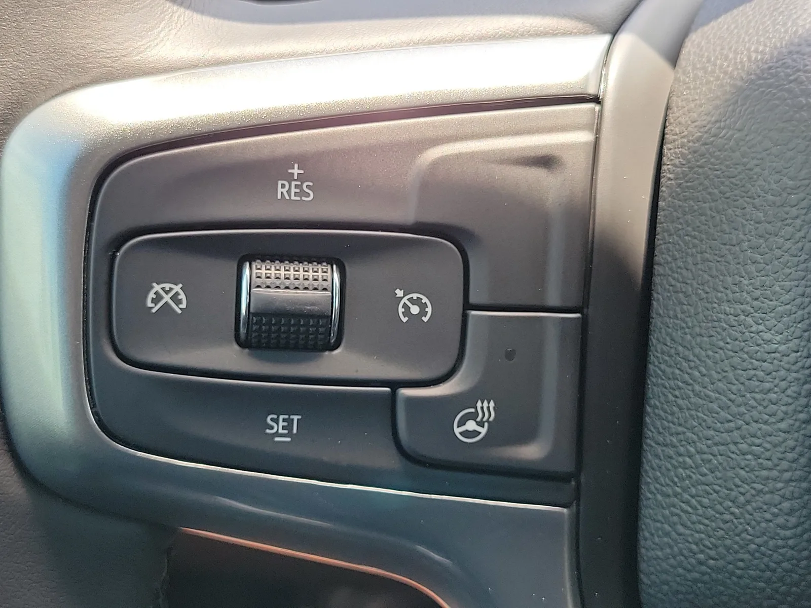 2022 Chevrolet Silverado 1500 LTD RST photo 28