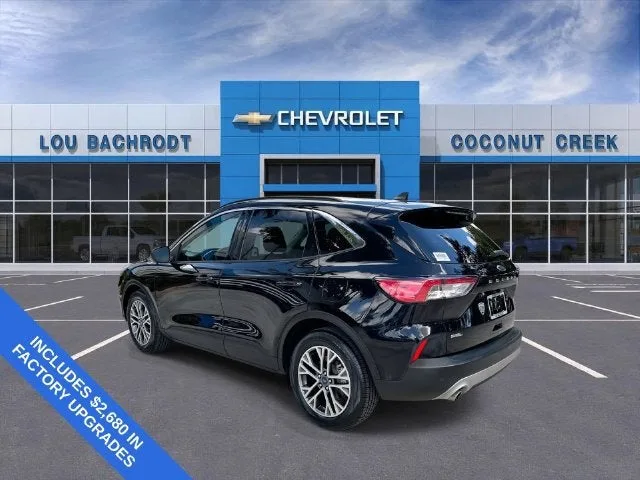 2022 Ford Escape SEL photo 6