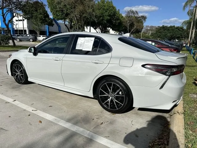 2024 Toyota Camry SE photo 37