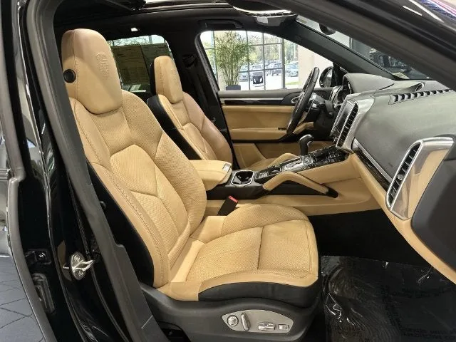 2018 Porsche Cayenne PLATINUM EDITION photo 29