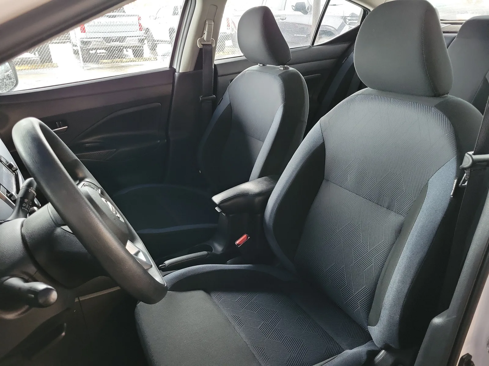 2024 Nissan Versa SV photo 17