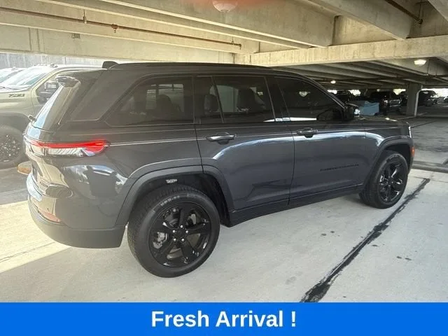 2023 Jeep Grand Cherokee Limited photo 17