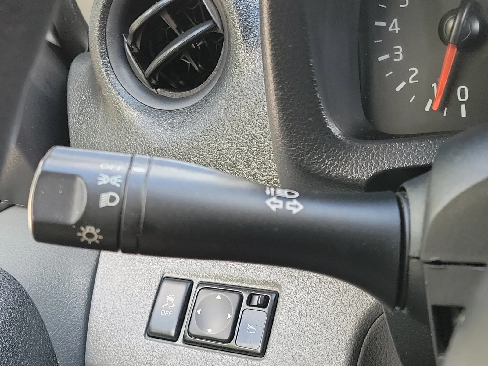 2021 Nissan NV200 Compact Cargo SV photo 25