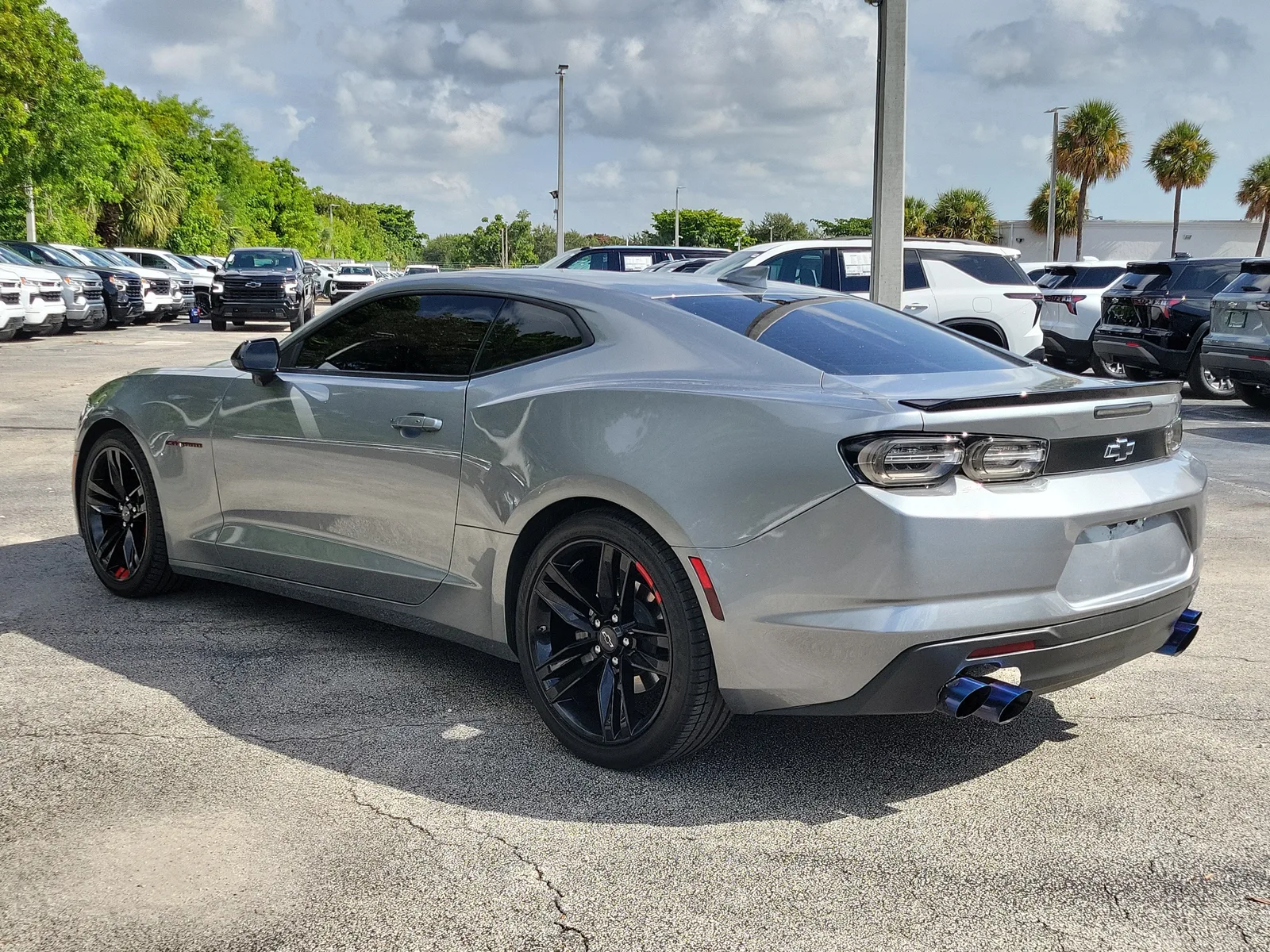 2023 Chevrolet Camaro LT1 photo 5