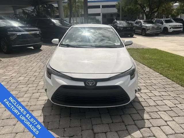 2024 Toyota Corolla LE photo 18