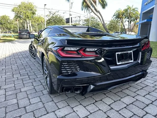2023 Chevrolet Corvette Stingray 2LT photo 12