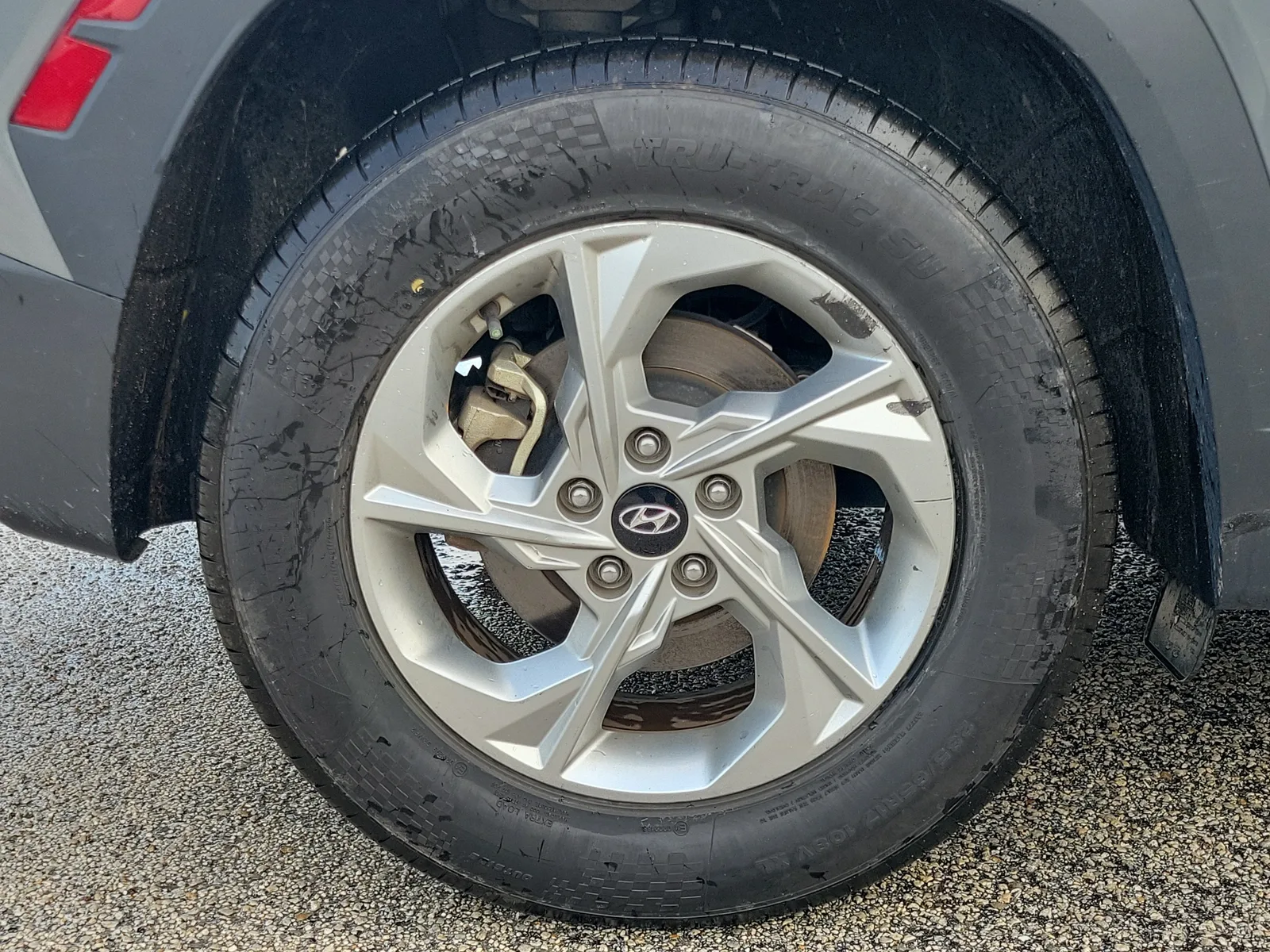 2024 Hyundai Tucson SEL photo 2