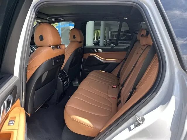 2022 BMW X5 xDrive45e photo 27