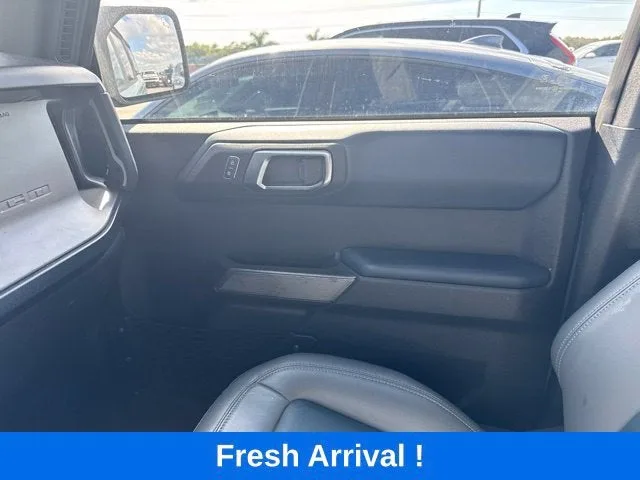 2022 Ford Bronco Base photo 11