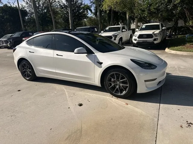 2023 Tesla Model 3 4DR RWD photo 15