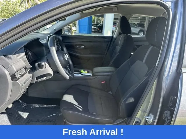 2025 Nissan Sentra SV photo 30