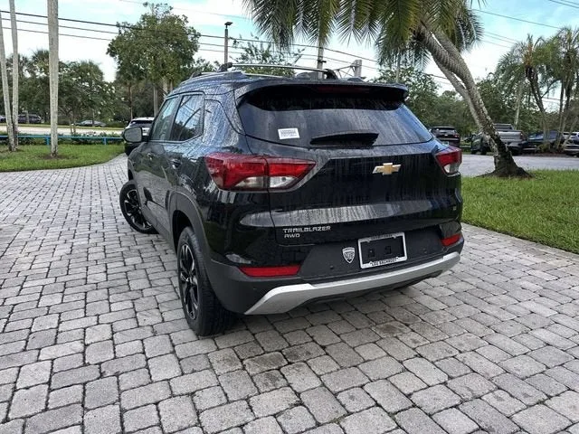 2021 Chevrolet Trailblazer LT photo 12