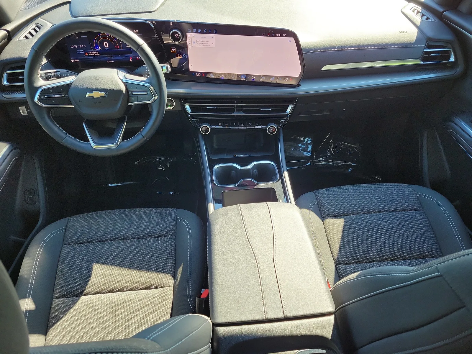 2025 Chevrolet Traverse LT photo 17