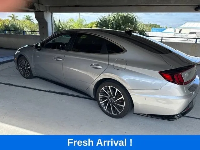 2023 Hyundai Sonata Limited photo 18