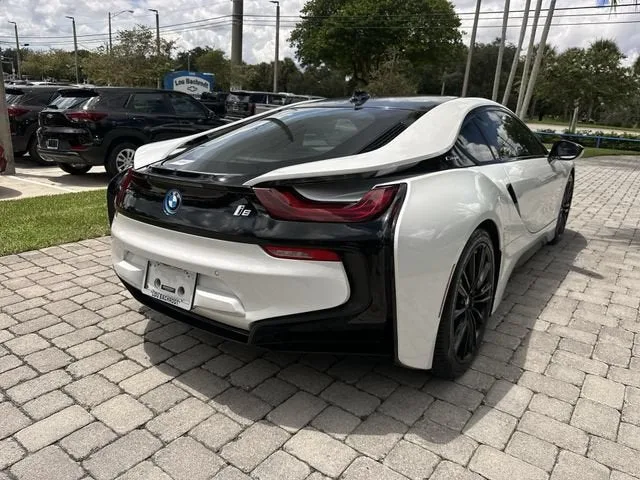 2019 BMW i8 2DR CPE photo 37