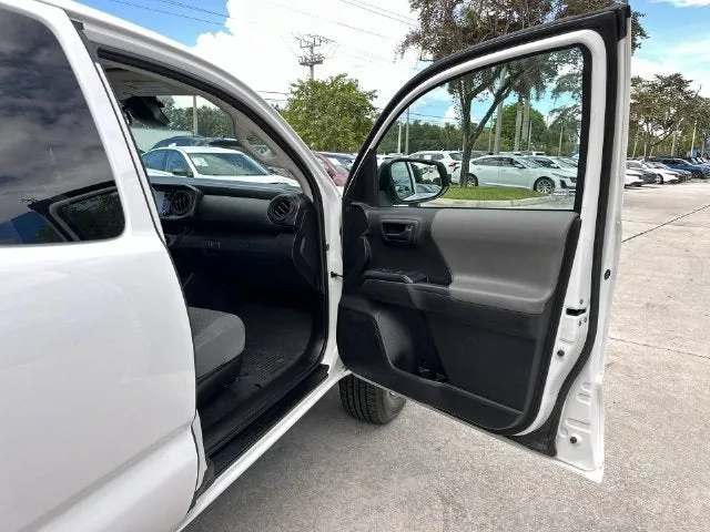 2022 Toyota Tacoma 2WD SR photo 23