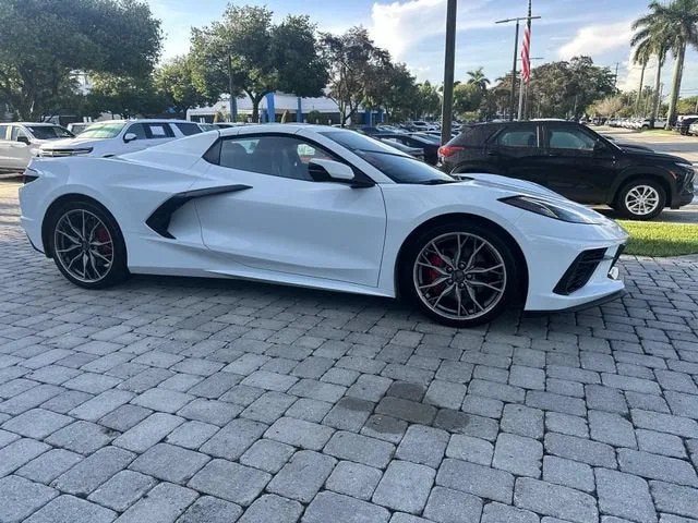 2024 Chevrolet Corvette Stingray 1LT photo 15