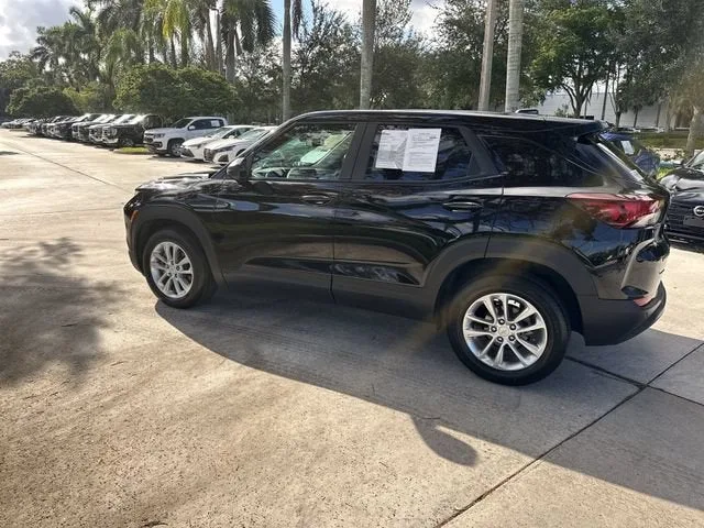 2024 Chevrolet Trailblazer LS photo 21