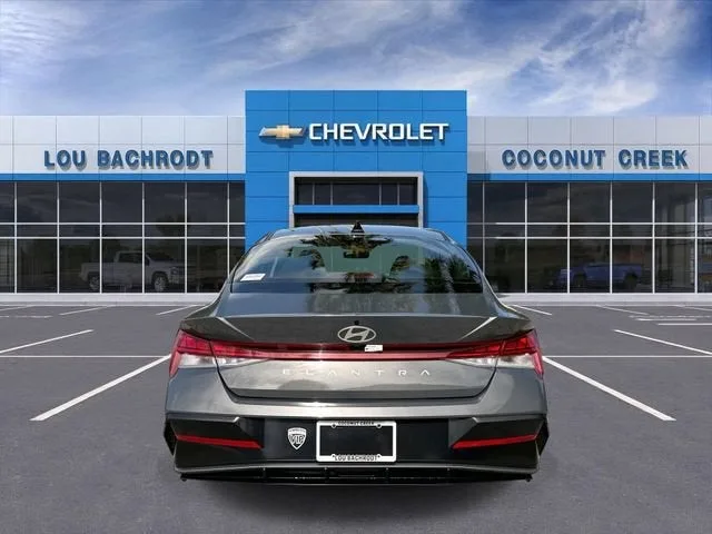 2025 Hyundai Elantra SEL Convenience photo 7