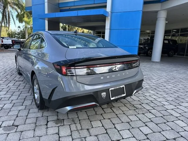 2025 Hyundai Sonata SE photo 35
