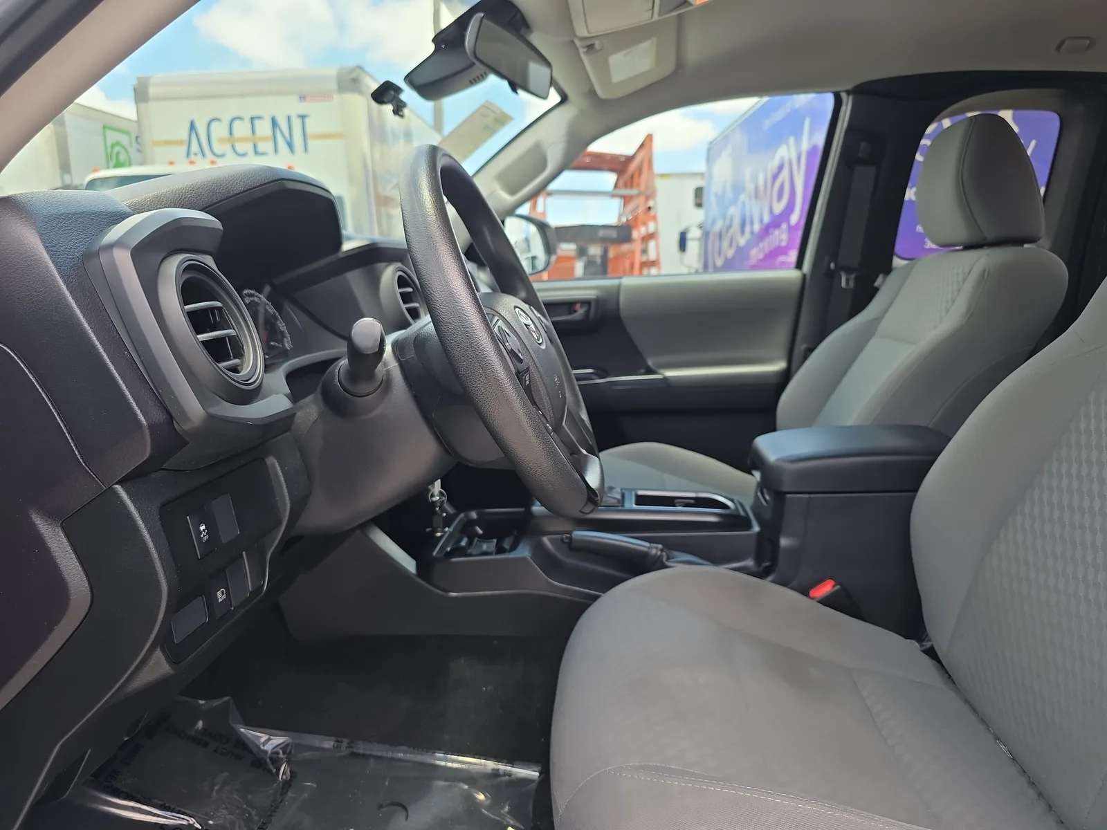 2021 Toyota Tacoma 4WD SR photo 22