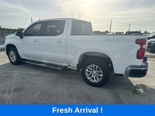 2024 Chevrolet Silverado 1500 LT photo 15