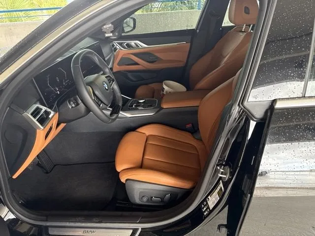 2025 BMW 4 Series 430i xDrive photo 2