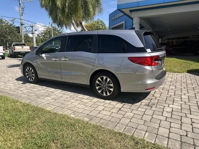 2024 Honda Odyssey EX-L photo 33