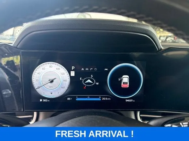 2024 Hyundai Elantra Limited photo 5
