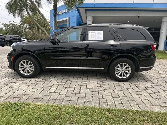 2023 Dodge Durango SXT photo 32