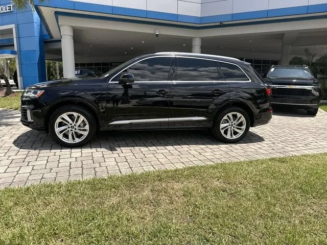 2021 Audi Q7 Premium Plus photo 32