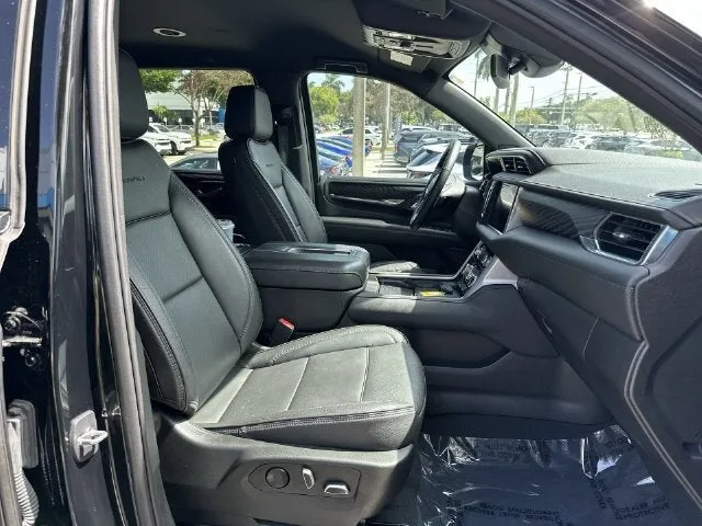 2023 GMC Yukon XL Denali photo 29