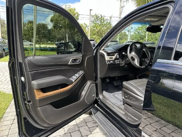 2019 GMC Yukon Denali photo 22
